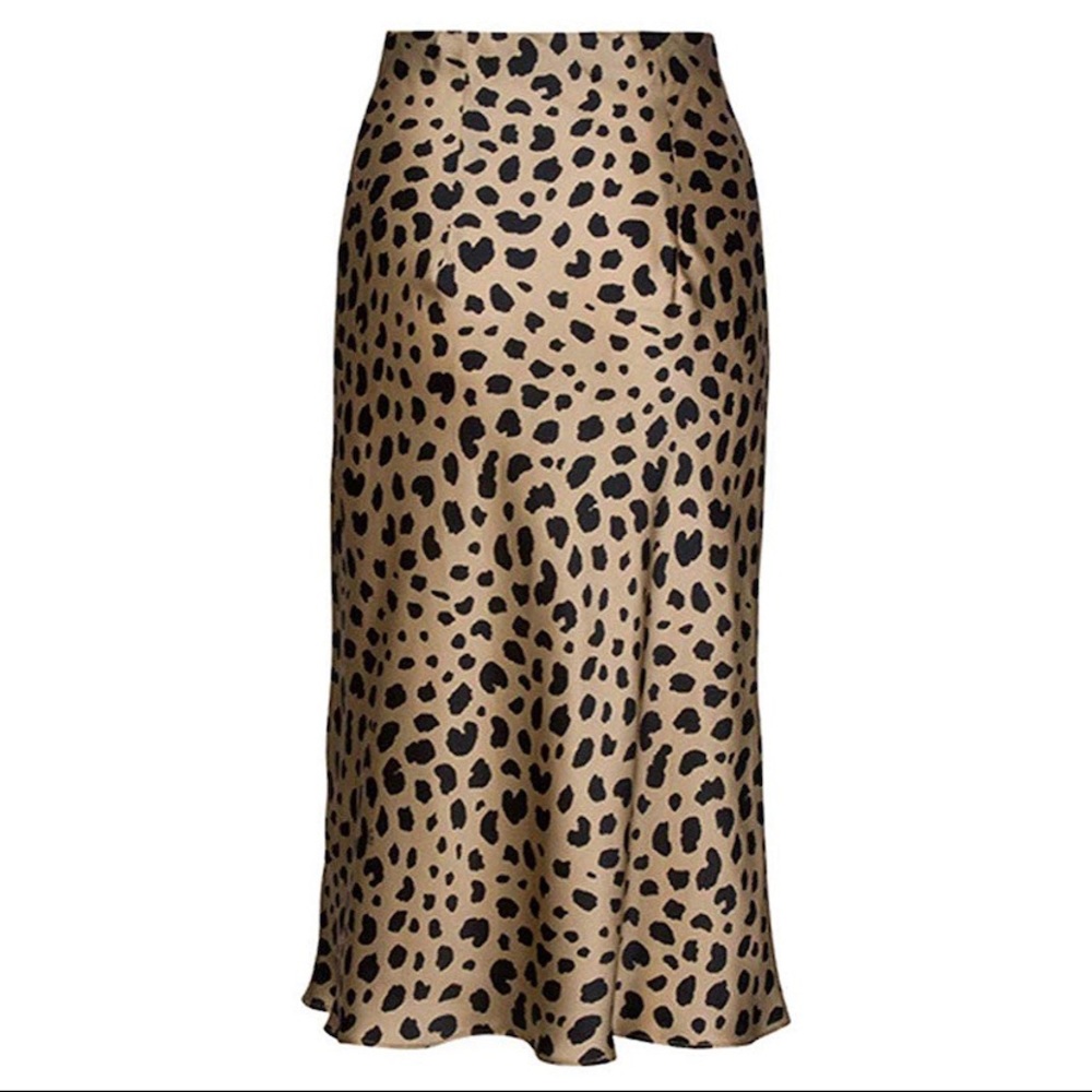 Leopard print skirt
